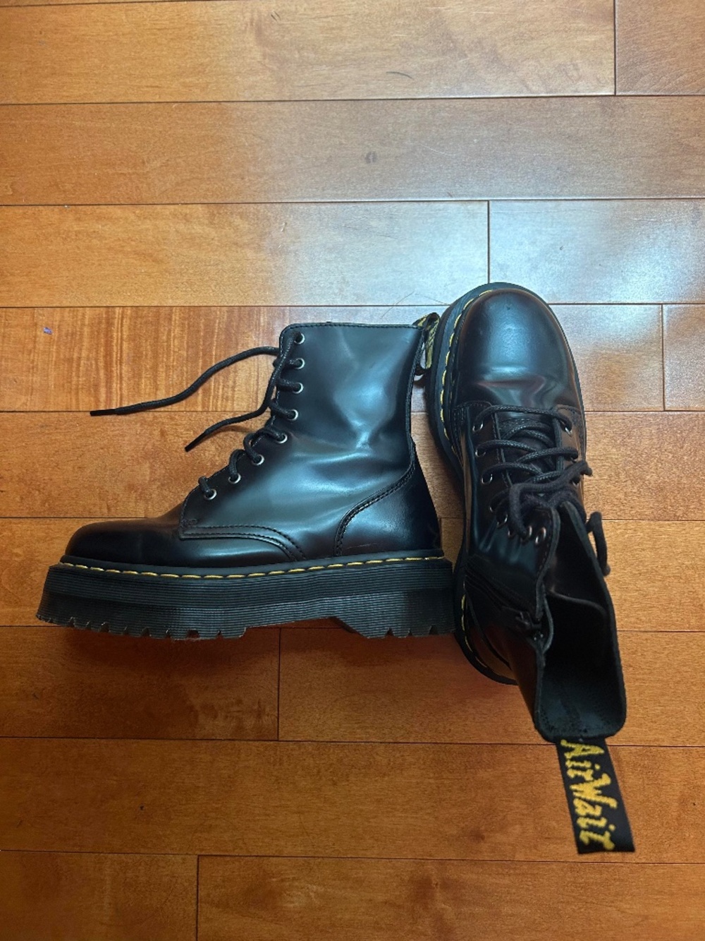 Platform Air Dr. Martens